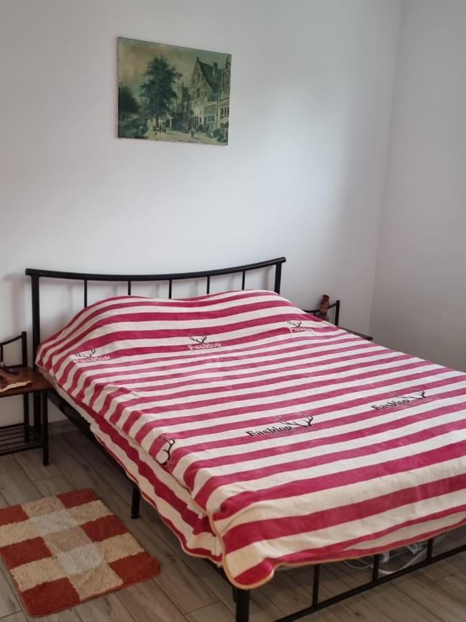New Bucuresti Relax Flat - Apartament Relaxare - 4 People Daire Dış mekan fotoğraf