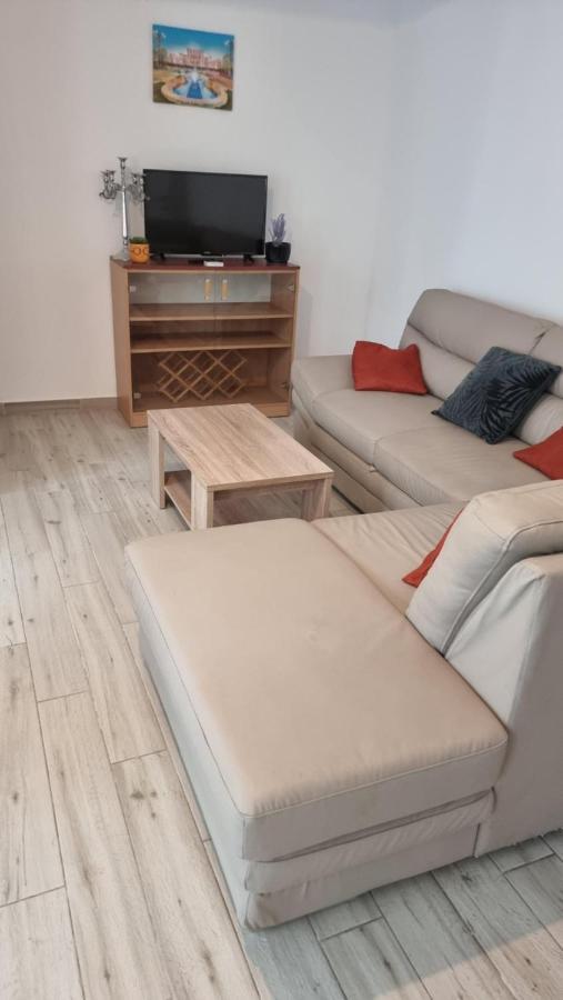 New Bucuresti Relax Flat - Apartament Relaxare - 4 People Daire Dış mekan fotoğraf